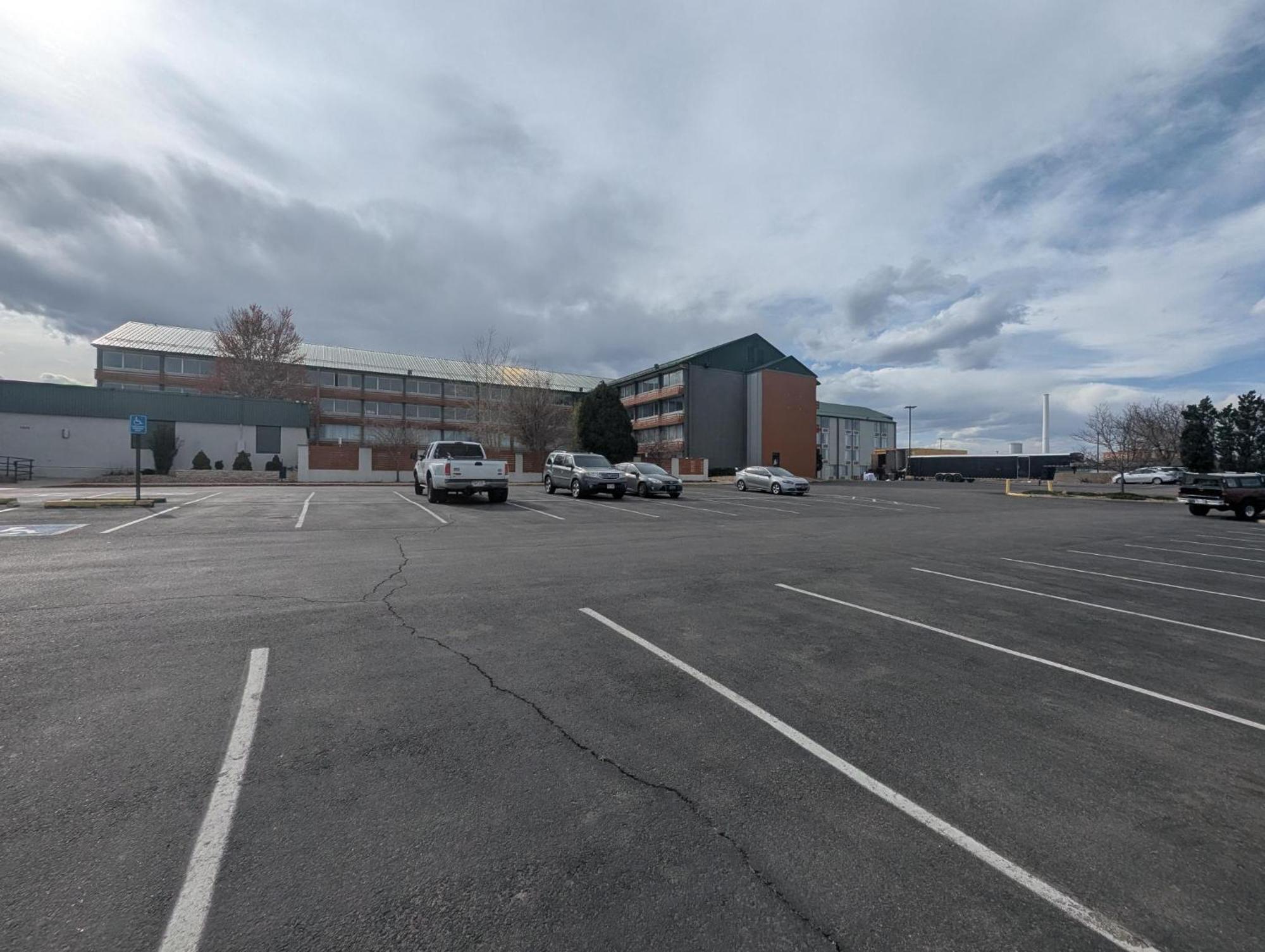 Plaza Hotel Denver Central Εξωτερικό φωτογραφία